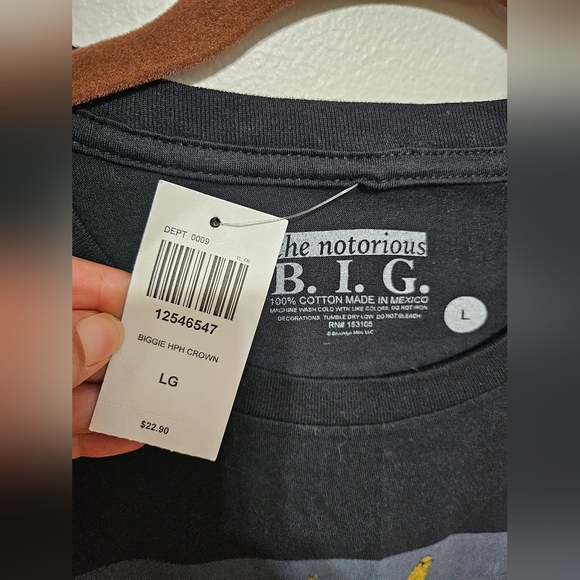 NWT Hot Topic Notorious B.I.G Tee Large - Picture 2 of 3